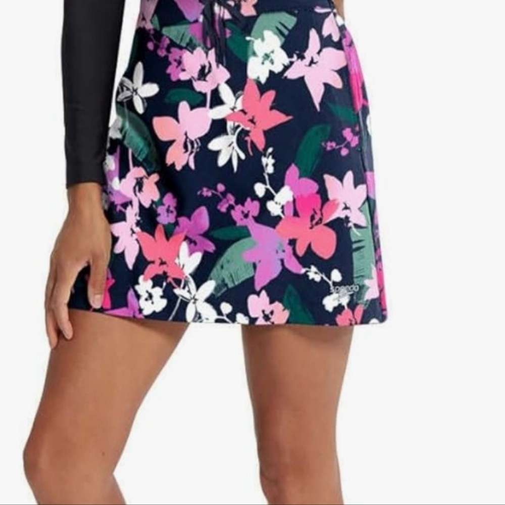 NWT SPEEDO Floral Women's Skort Small